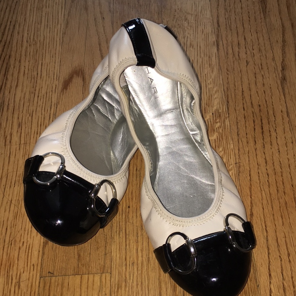 Comfortable flats. Very versatile